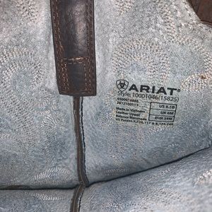 Ariat Cowgirl boots